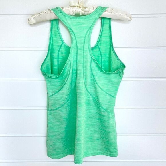 Reebok Green Dynamic Racerback Tank Top Like New S - Picture 2 of 8